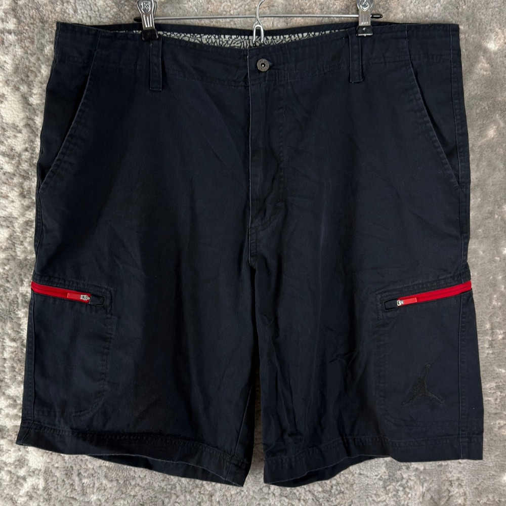 Jordan Size 40 Cargo Jumpman Logo Red Zip Pockets Shorts Black Men